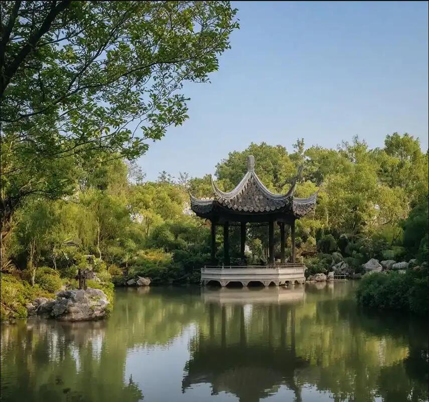 伊春翠峦藏心餐饮有限公司